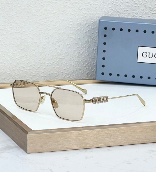 Gucci Sunglasses AAA (135)