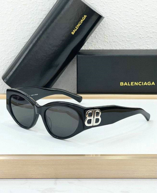 Balenciaga Sunglasses AAA (268)
