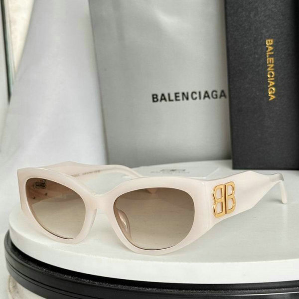 Balenciaga Sunglasses AAA (562)