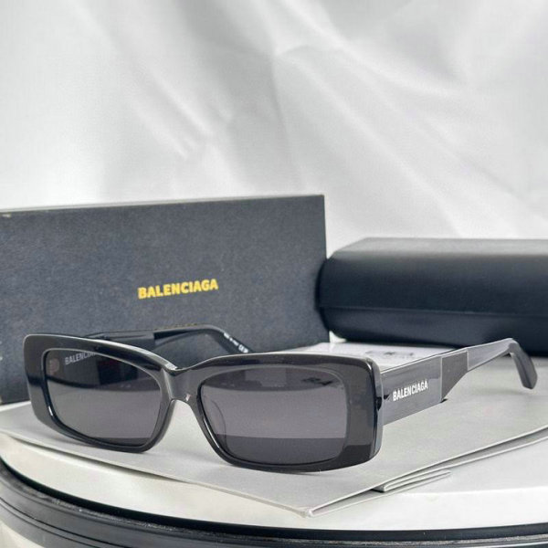 Balenciaga Sunglasses AAA (119)