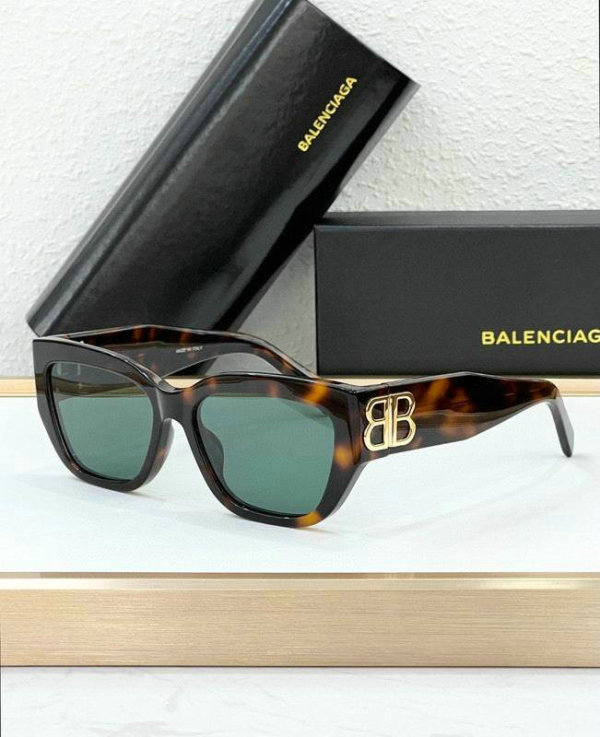 Balenciaga Sunglasses AAA (218)