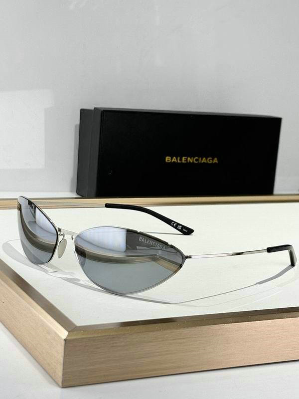 Balenciaga Sunglasses AAA (674)