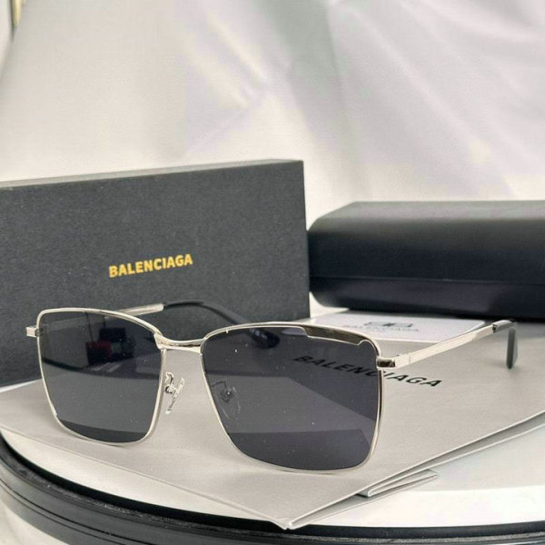 Balenciaga Sunglasses AAA (134)