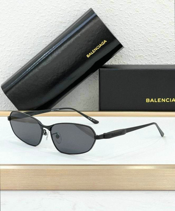 Balenciaga Sunglasses AAA (254)