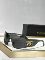 Balenciaga Sunglasses AAA (469)