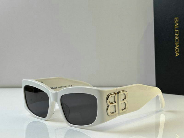 Balenciaga Sunglasses AAA (342)