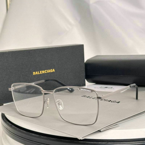 Balenciaga Sunglasses AAA (137)