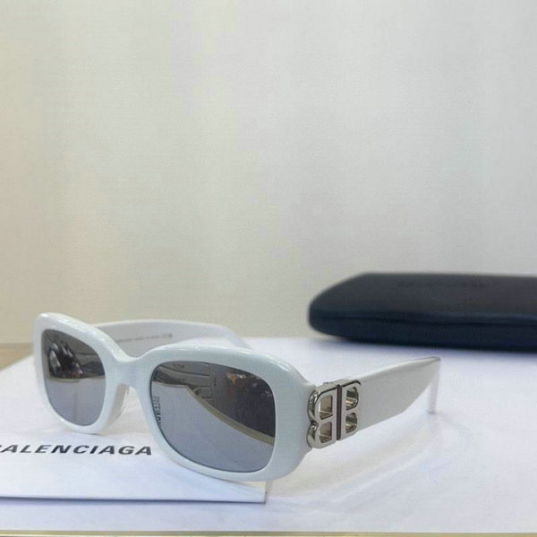 Balenciaga Sunglasses AAA (304)
