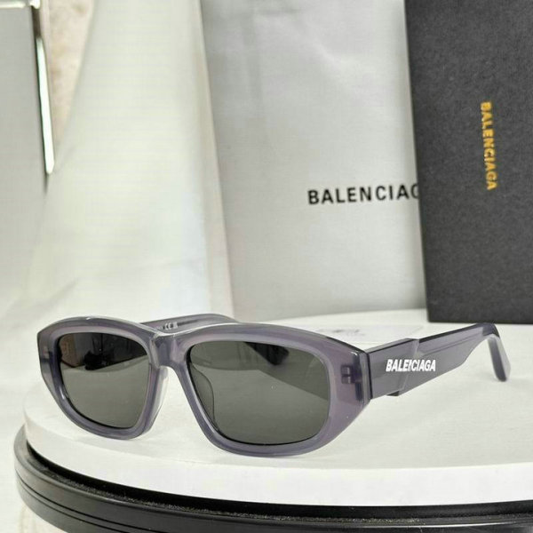 Balenciaga Sunglasses AAA (580)