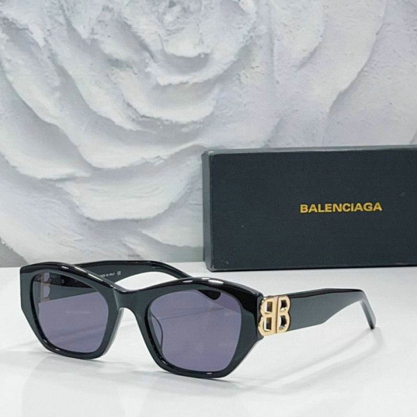 Balenciaga Sunglasses AAA (216)