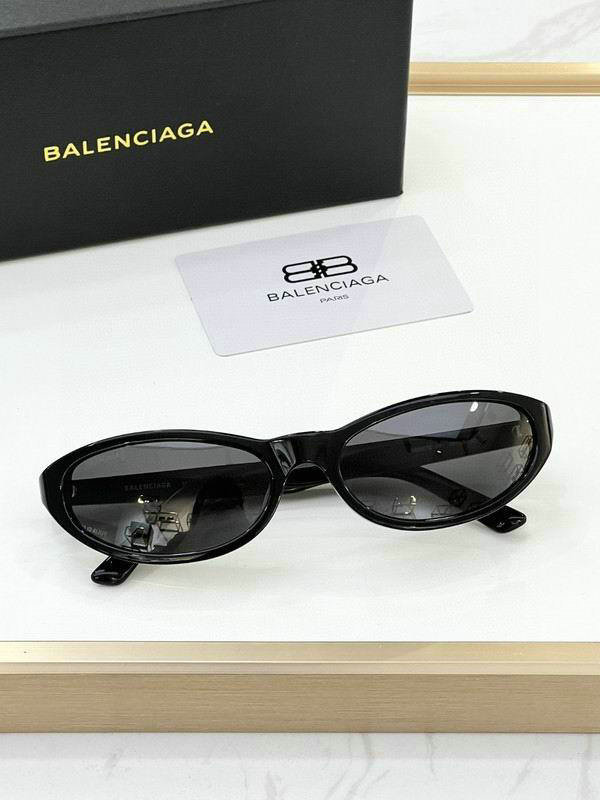 Balenciaga Sunglasses AAA (232)