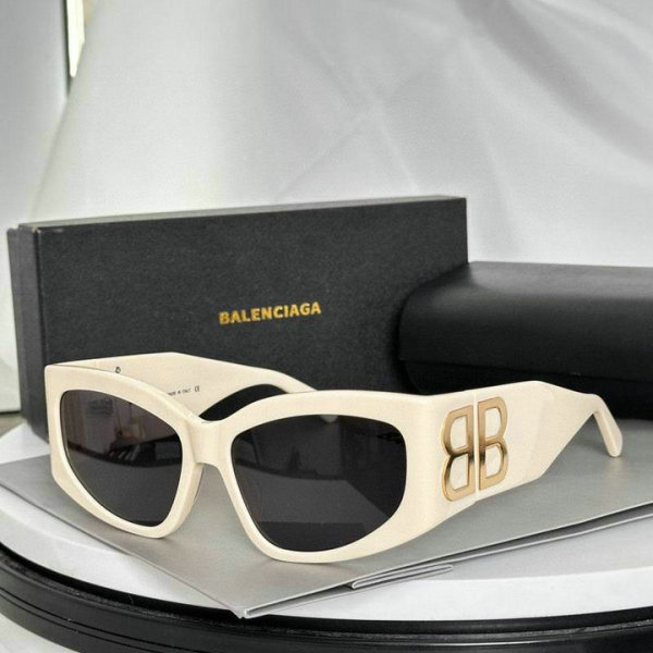 Balenciaga Sunglasses AAA (20)