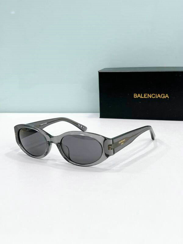 Balenciaga Sunglasses AAA (419)