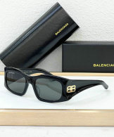 Balenciaga Sunglasses AAA (329)