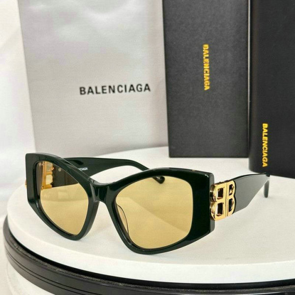 Balenciaga Sunglasses AAA (381)