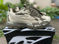 OFF-WHITE SNEAKERS (85)