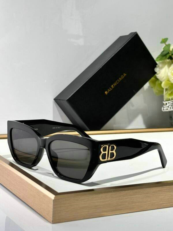Balenciaga Sunglasses AAA (463)