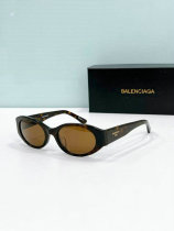 Balenciaga Sunglasses AAA (423) Balenciaga Sunglasses AAA (423)