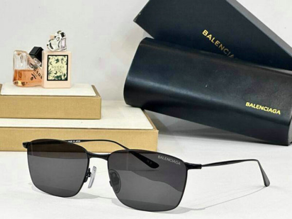 Balenciaga Sunglasses AAA (453)