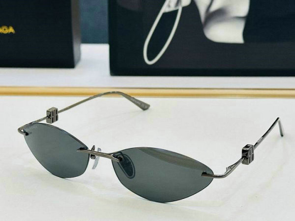Balenciaga Sunglasses AAA (549)