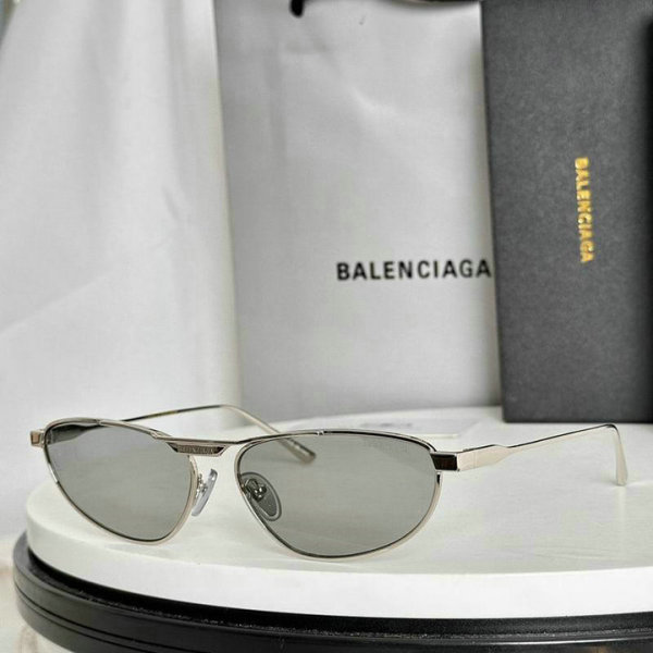 Balenciaga Sunglasses AAA (657)