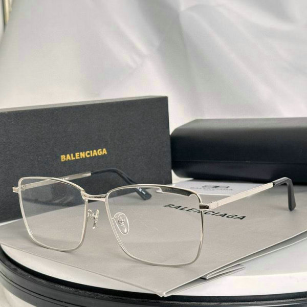 Balenciaga Sunglasses AAA (136)
