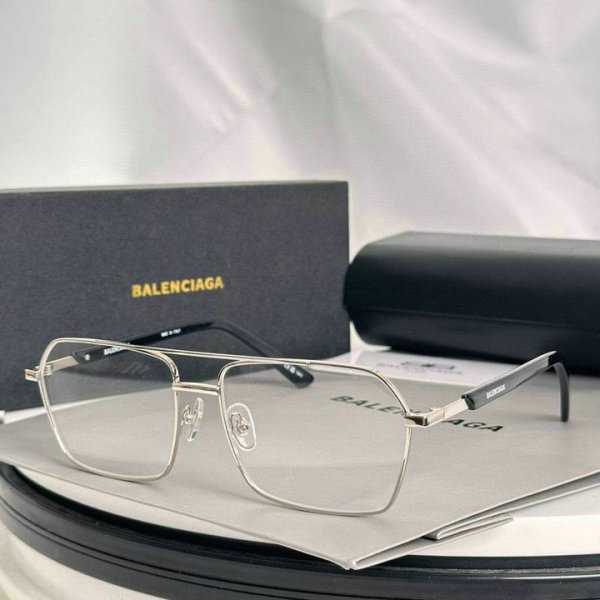 Balenciaga Sunglasses AAA (95)