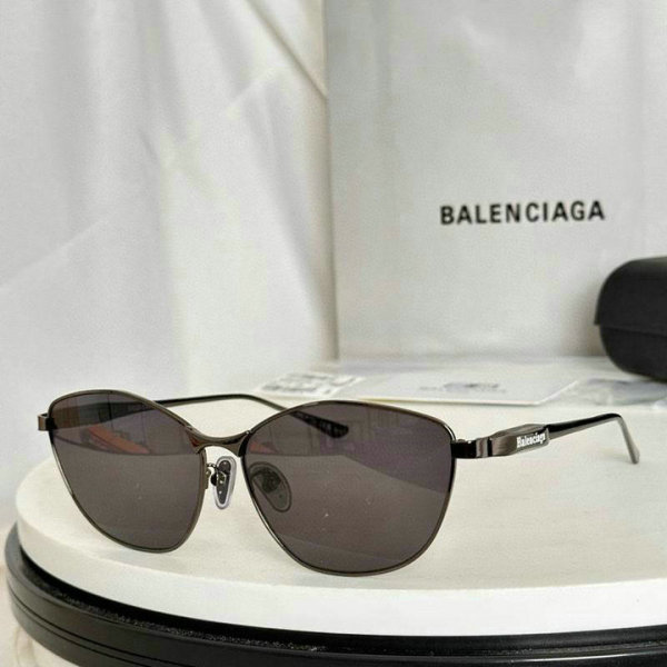 Balenciaga Sunglasses AAA (613)