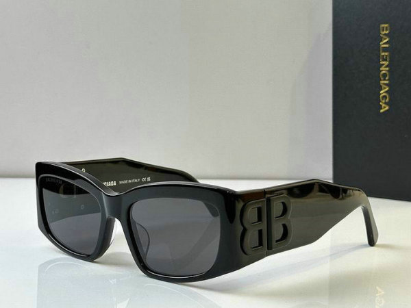 Balenciaga Sunglasses AAA (341)