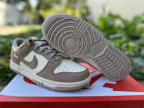 Authentic Nike SB Dunk Low Metallic/Gold/Sail Authentic Nike SB Dunk Low Metallic/Gold/Sail