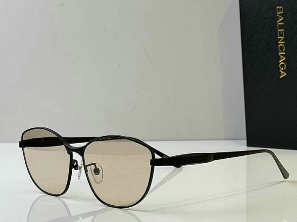 Balenciaga Sunglasses AAA (365)