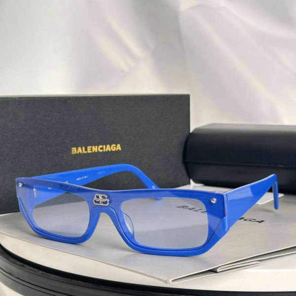 Balenciaga Sunglasses AAA (108)