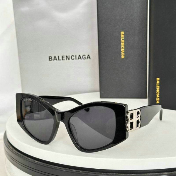 Balenciaga Sunglasses AAA (59)
