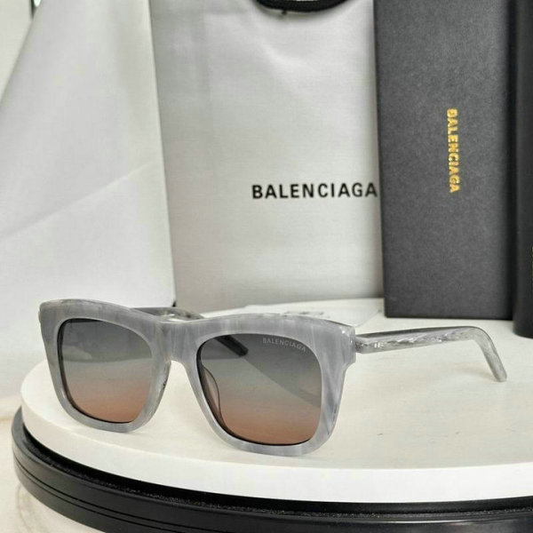Balenciaga Sunglasses AAA (634)