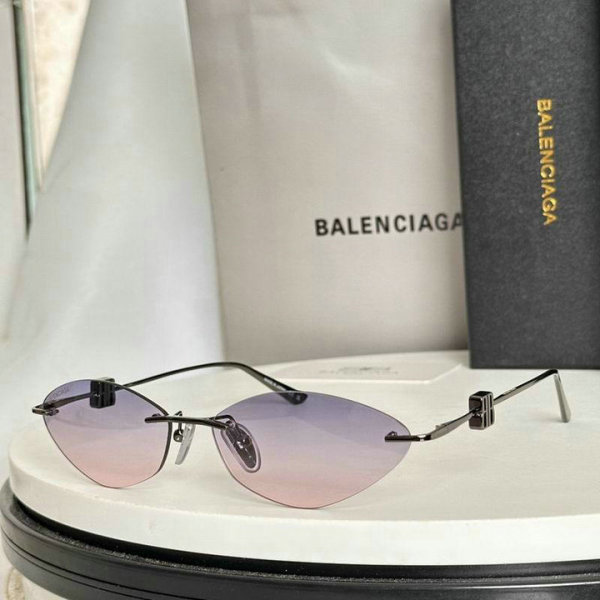 Balenciaga Sunglasses AAA (554)