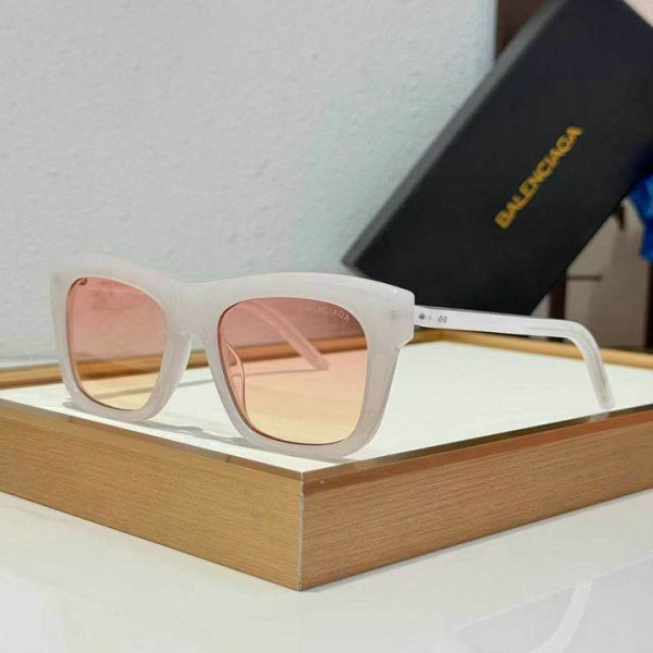 Balenciaga Sunglasses AAA (651)
