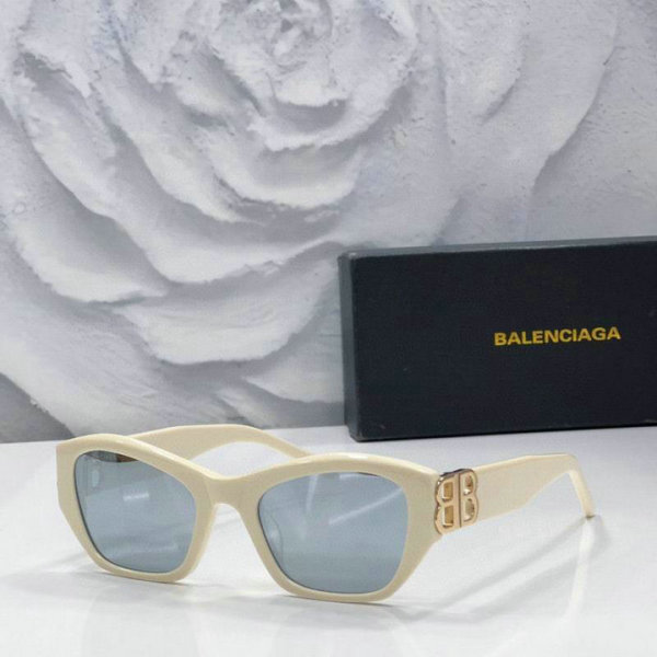 Balenciaga Sunglasses AAA (214)