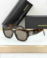 Balenciaga Sunglasses AAA (223)
