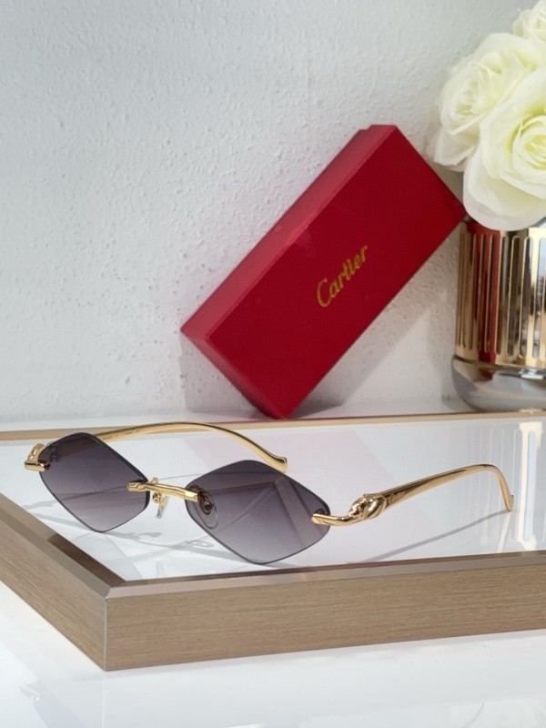 Cartier Sunglasses AAA (3168)