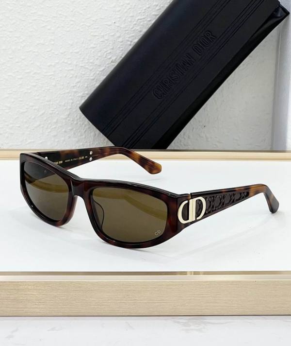 Dior Sunglasses AAA (595)