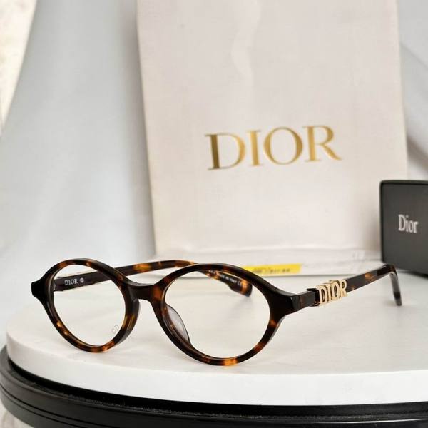 Dior Sunglasses AAA (1013)