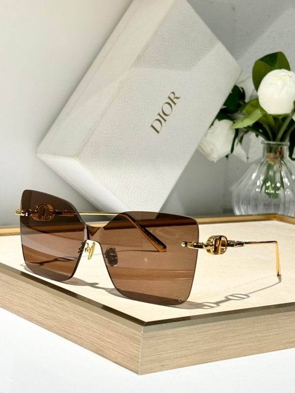 Dior Sunglasses AAA (384)
