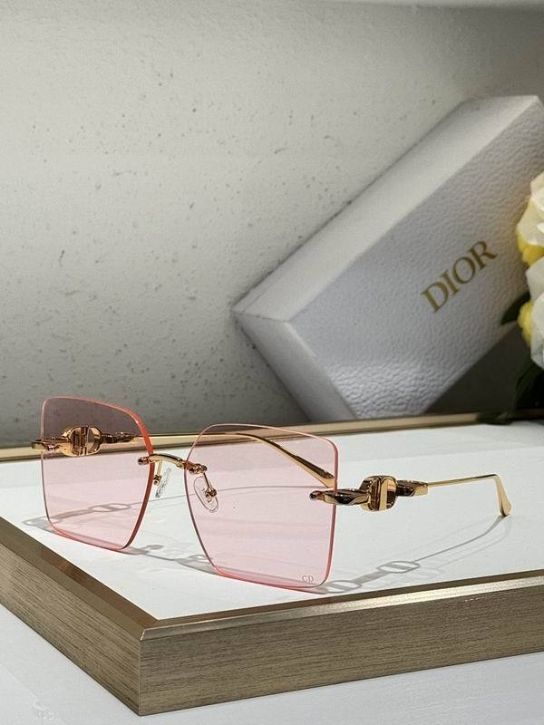 Dior Sunglasses AAA (589)