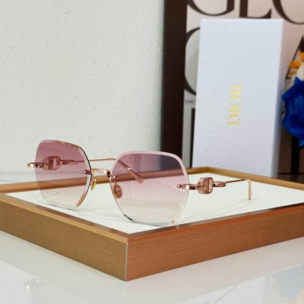 Dior Sunglasses AAA (506)