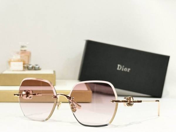 Dior Sunglasses AAA (519)