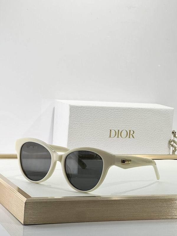 Dior Sunglasses AAA (615)
