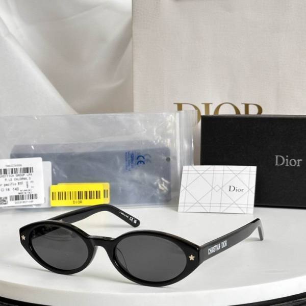 Dior Sunglasses AAA (160)