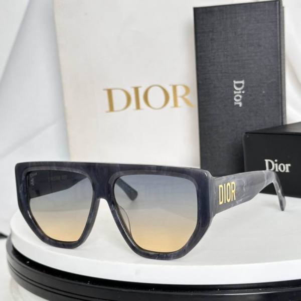 Dior Sunglasses AAA (537)