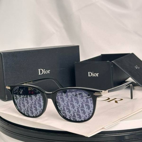 Dior Sunglasses AAA (877)