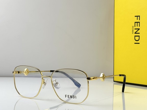 Fendi Sunglasses AAA (399)
